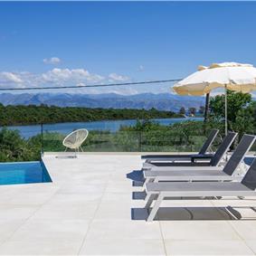 3 bedroom villa with pool & sea view, near Acharavi, sleeps 6